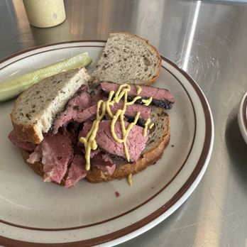 Schneider Deli - 4 oz. Pastrami on rye - Bagels Near Me - Chicago, Illinois Schneider Deli - 4 oz. Pastrami on rye - Bagels Near Me - Chicago, Illinois