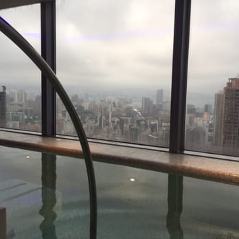 香港W酒店 - The view from the spa Jacuzzi. - Hotels Near Me - Hong Kong, HK