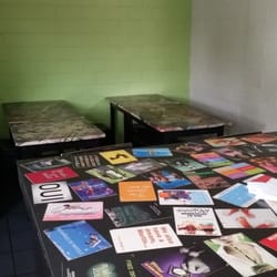 Yokowok - Salle à l'étage