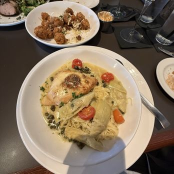 Cazzy's Corner Grill - Chicken Piccata - Diners Near Me - Knoxville, Tennessee Cazzy's Corner Grill - Chicken Piccata - Diners Near Me - Knoxville, Tennessee