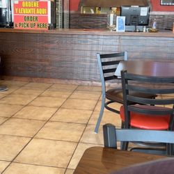 Gorditas - Restaurant is very clean.
