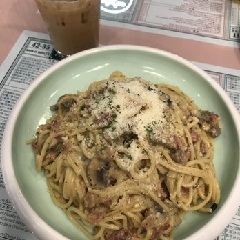 Kong Sihk Tong - spaghetti carbonara and hong kong milk tea - Hong Kong Style Cafe Near Me - Flushing, New York
