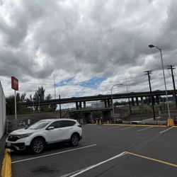 Grocery Outlet - Parking
