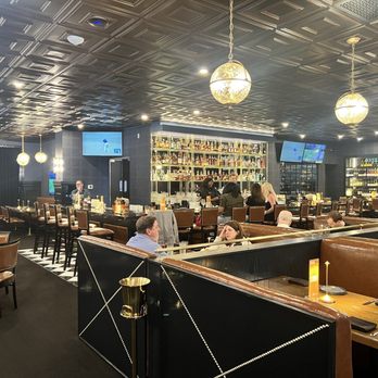 Federal American Grill - New American Near Me - Houston, Texas