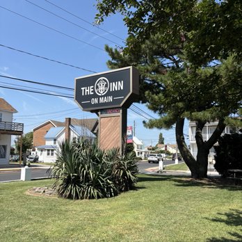 The Inn On Main - Hotels Near Me - Chincoteague, Virginia The Inn On Main - Hotels Near Me - Chincoteague, Virginia
