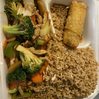Great Wall - Chinese Near Me - New Baltimore, Michigan