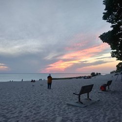 Frankfort Beach - Great perch for sunset