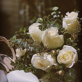 MO STUDIO - Wedding flowers and my white shoes - Event Photography Near Me - Pasadena, California