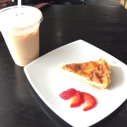 Patisserie Manuel - Close up.