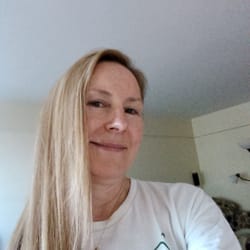 Perfect Cuts - Love the color, my hair looks and feels super healthy