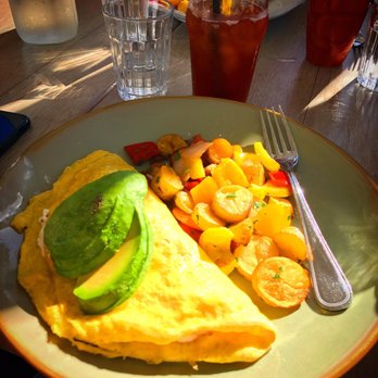 Driftwood Kitchen - Laguna omelette - Seafood Near Me - Laguna Beach, California Driftwood Kitchen - Laguna omelette - Seafood Near Me - Laguna Beach, California