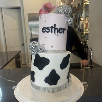 Le Swan - Cake - Bakeries Near Me - Houston, Texas Le Swan - Cake - Bakeries Near Me - Houston, Texas