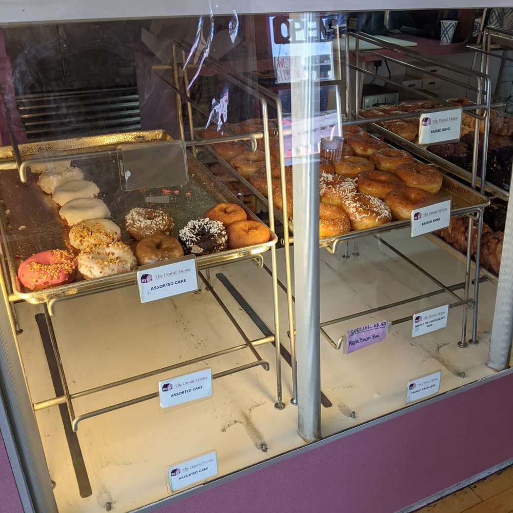 Donut House - Donut case 2/3 at 3:30 pm (Aug 2021) - Donuts Near Me - Anacortes, Washington Donut House - Donut case 2/3 at 3:30 pm (Aug 2021) - Donuts Near Me - Anacortes, Washington
