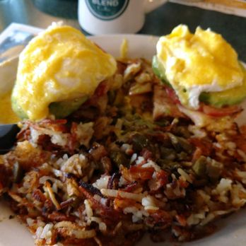 Metro Diner - Eggs Benedict with "scattered" hash browns - Diners Near Me - Gainesville, Florida