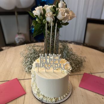 Freed's Dessert Shop - Swirl Cascade Birthday Cake - Desserts Near Me - Las Vegas, Nevada Freed's Dessert Shop - Swirl Cascade Birthday Cake - Desserts Near Me - Las Vegas, Nevada