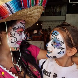 Face Flip Facepainting - Dia de los Muertos!