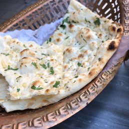 Naan bread with garlic Naan bread with garlic