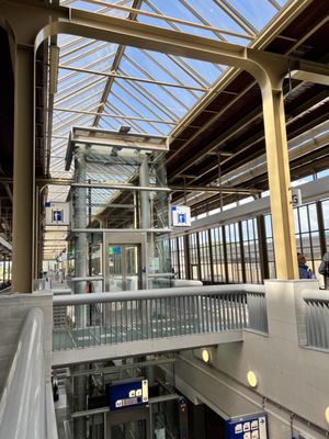 Amstel Station by null