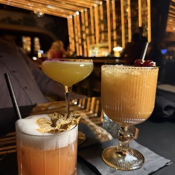 Tell Your Friends - Cocktail Bars Near Me - Scottsdale, Arizona Tell Your Friends - Cocktail Bars Near Me - Scottsdale, Arizona