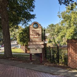 Maxcy Gregg Park - Maxcy Gregg Park and Pool, Columbia
