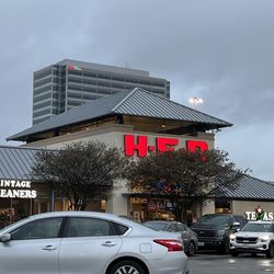 H-E-B