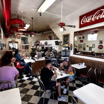 Junes Cafe - Interior of the restaurant - Breakfast & Brunch Near Me - Santa Ana, California