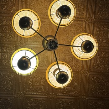 Tonopah Brewing - Chandelier over your head - Barbeque Near Me - Tonopah, Nevada Tonopah Brewing - Chandelier over your head - Barbeque Near Me - Tonopah, Nevada