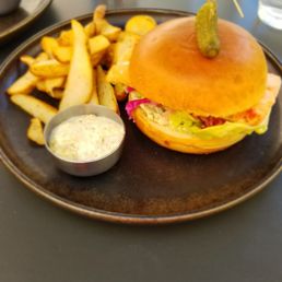 Salmon burger Salmon burger