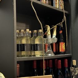 Kultura Charleston - Red horse, San Miguel