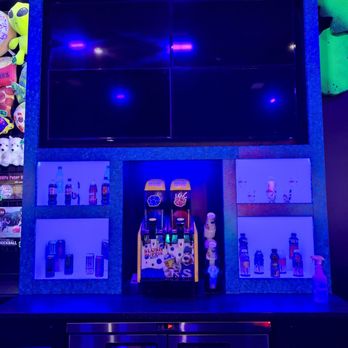 Putting Edge - Beverages - Mini Golf Near Me - Woodbridge, Ontario Putting Edge - Beverages - Mini Golf Near Me - Woodbridge, Ontario