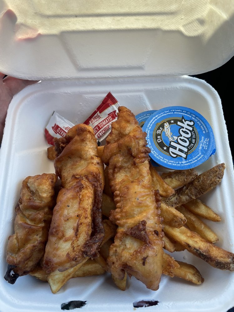 On The Hook Fish And Chips 43 Photos 28 Reviews Food Trucks 610 E Main St Warrenton Mo Restaurant Reviews Phone Number
