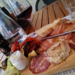 Taverna Gargantuà - Tagliere Gargantuà (salumi, verdure, burrata)