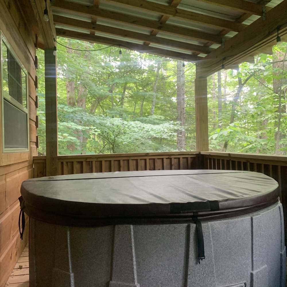 CABINS OF ASHEVILLE Updated August 2024 21 Photos 25 Little