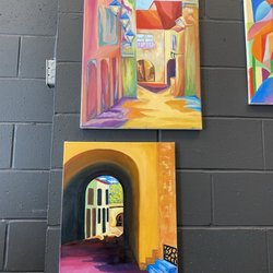 Juice Monkey Smoothie Bar - Local artwork on the walls