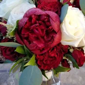 Fiore Wholesale Florals - Florists Near Me - Temecula, California