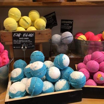 Lush - Oh the choices. - Cosmetics & Beauty Supply Near Me - Chandler, Arizona