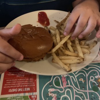 Cotton Patch Cafe - Chicken fried chicken sandwich - American Near Me - Ennis, Texas