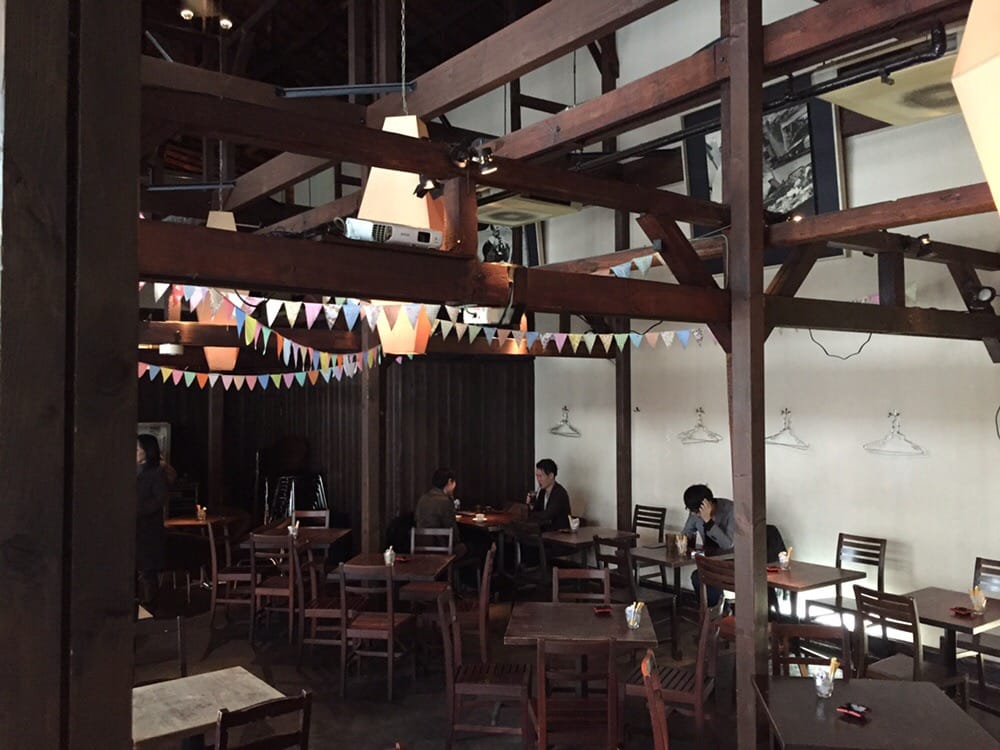 Cafe Charbon