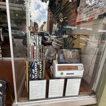 Maggie’s - Front - Sandwiches Near Me - Fredericksburg, Virginia