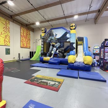 Charlie Safari - Arcades Near Me - Tacoma, Washington Charlie Safari - Arcades Near Me - Tacoma, Washington