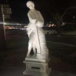 Seven virtues statues - Water