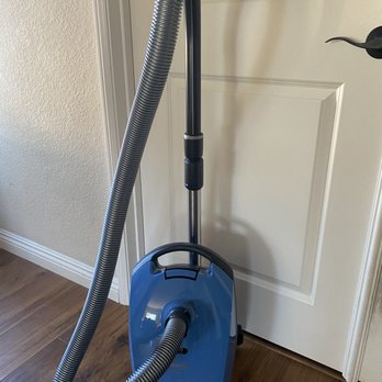 Poway Vacuum and Sewing - Miele Classic C1 Turbo Team Power Line - Appliances & Repair Near Me - Poway, California