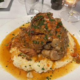The "Stinco": a braised pork with mashed potatoes & carrots.