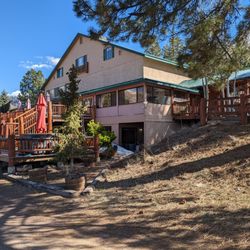 Edelweiss Resort and Restaurant