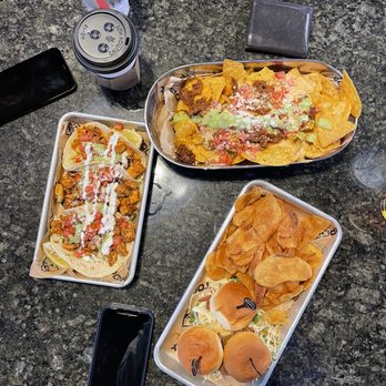 Topgolf - Tres Tacos (Chicken), Pulled Pork Sliders, Loaded Sheet Pan Nachos (Streak) - Golf Near Me - San Jose, California Topgolf - Tres Tacos (Chicken), Pulled Pork Sliders, Loaded Sheet Pan Nachos (Streak) - Golf Near Me - San Jose, California