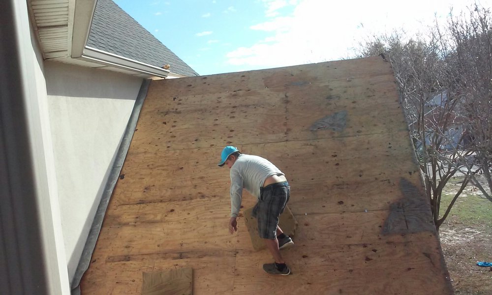 Slide of Specialty Roofers