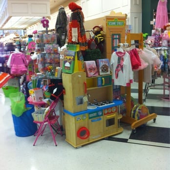 Bering's - Hardware Stores Near Me - Houston, Texas