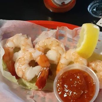 McClenaghans Pub - Dive Bars Near Me - Shelby Township, Michigan