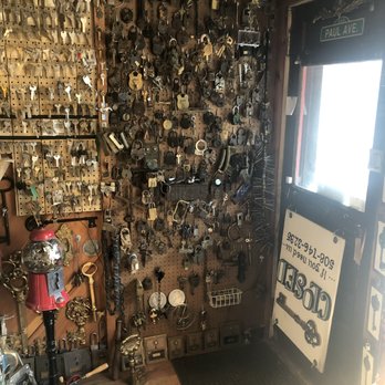 Associated Key & Lock - Keys & Locksmiths Near Me - Plymouth, Massachusetts