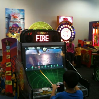 Chuck E. Cheese - Sea wolf, pretty cool game. - Pizza Near Me - La Mirada, California Chuck E. Cheese - Sea wolf, pretty cool game. - Pizza Near Me - La Mirada, California